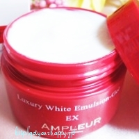 アンプルールのオールインワンゲル