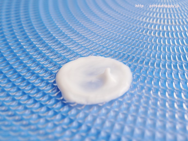 ビーグレンの保湿クリームのテクスチャ